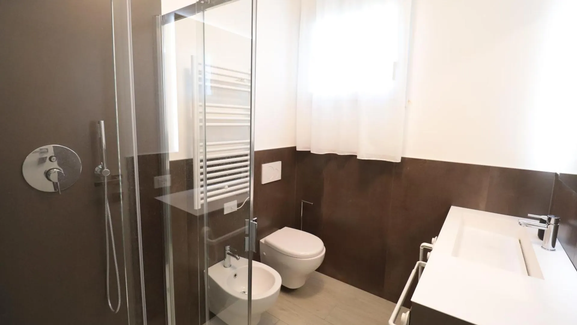 C Palace - Immobiliare Living Lido di Jesolo 0*,  Italien