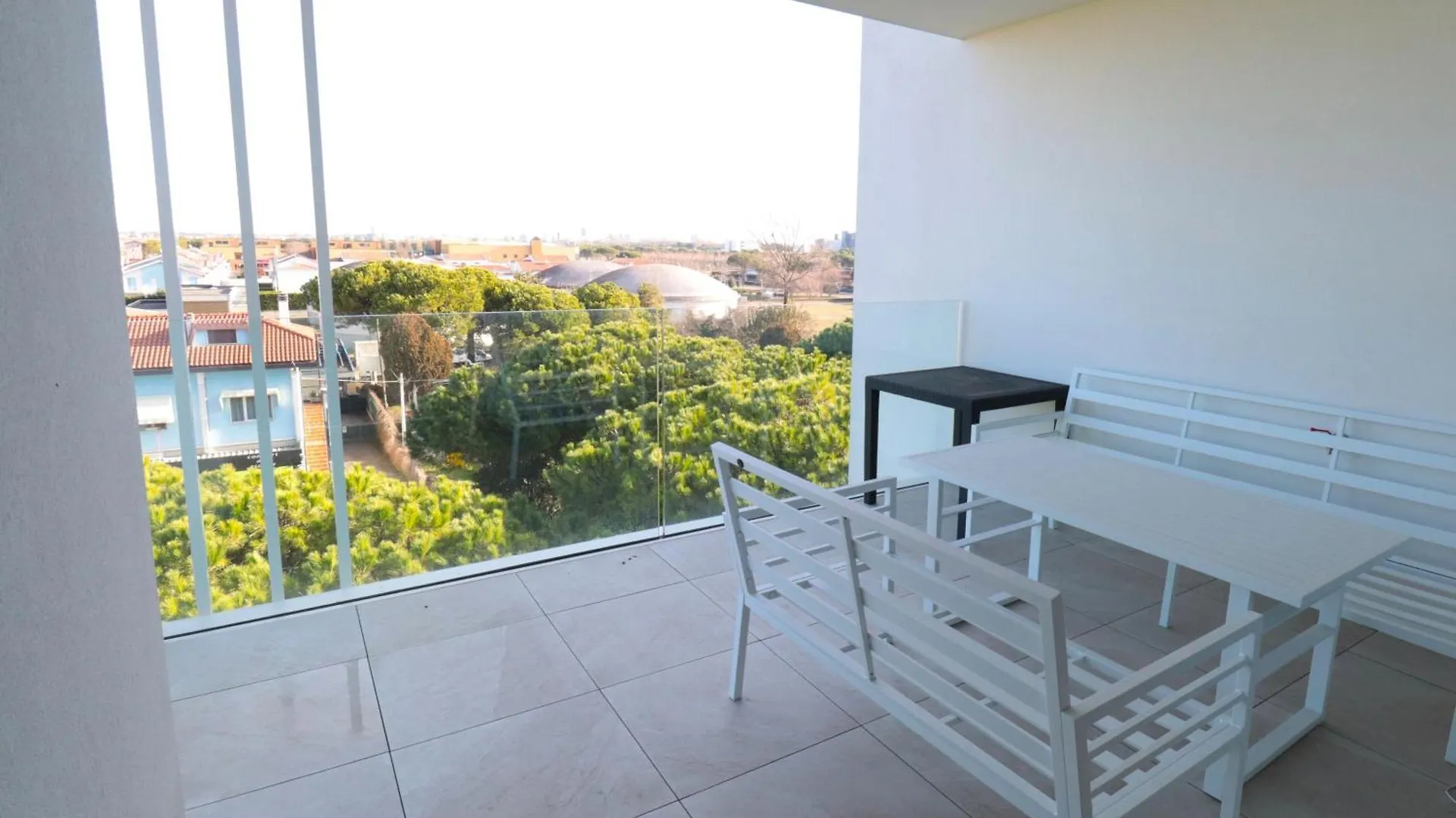 C Palace - Immobiliare Living Lido di Jesolo Italien