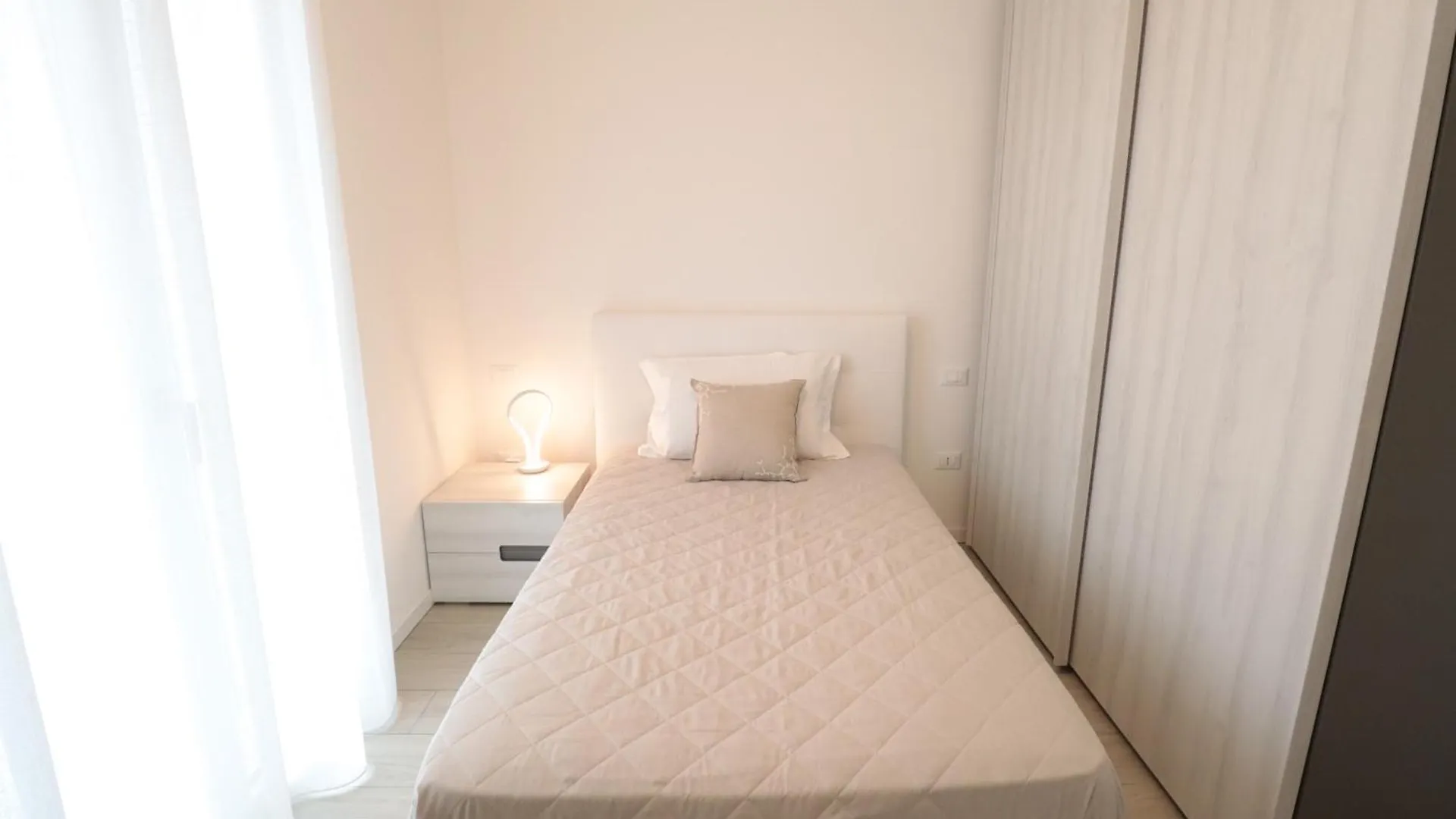 C Palace - Immobiliare Living Lido di Jesolo Lägenhet
